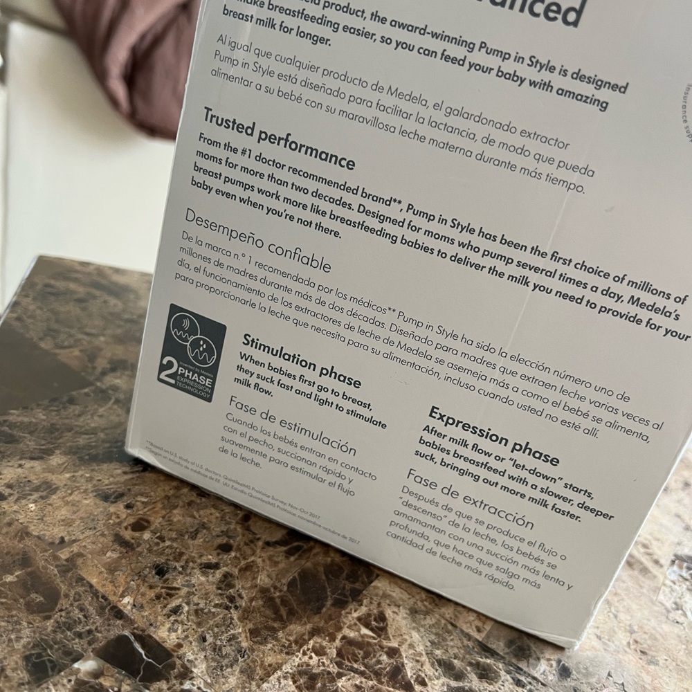 NWT Medela Pump in Style Advanced breast pump - Picture 2 of 3